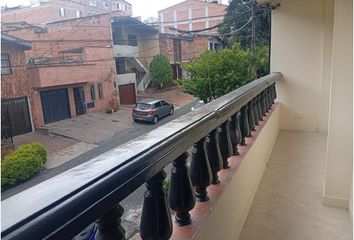 Apartment for rent in Loma de los Bernal, Medellín