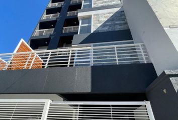 Departamento en  Caseros, Tres De Febrero