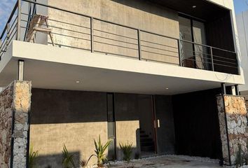 Casa en  Calle Veinticuatro, Conkal, San Diego Cutz Dos, Conkal, Yucatán, 97346, Mex