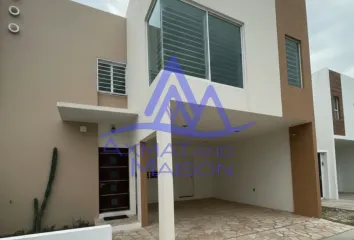 Casa en fraccionamiento en  Avenida Nardos, Los Ríos, Ciudad Del Carmen Centro, Carmen, Campeche, 24154, Mex