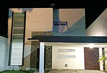 Casa en fraccionamiento en  Calle Santa Catalina, El Vergel, Ciudad Del Carmen Centro, Carmen, Campeche, 24157, Mex