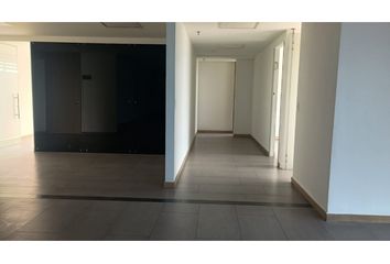 Office for rent in Pinares de San Martin, Pereira