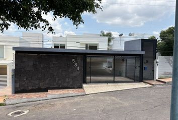Casa en  Paseo De Las Estrellas, Villas De Irapuato, Irapuato, Guanajuato, 36670, Mex