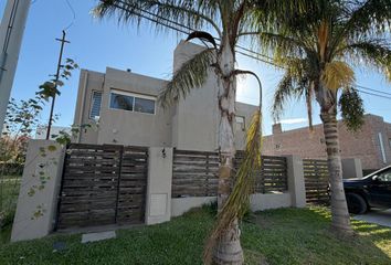 Casa en  Calle Borges 400, Roldán, San Lorenzo, Santa Fe, Arg