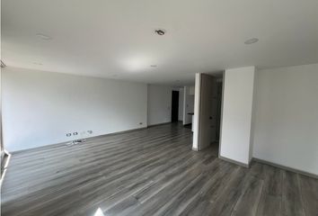 Apartamento en Calle 1a Sur 1s-23-1s-1, Los Naranjos, Medellín, Antioquia, Col