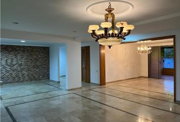 Apartamento en Poblado, Medellín