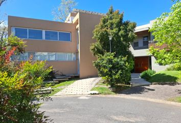 Casa en  Barrancas De San Isidro, Partido De San Isidro