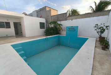 Casa en  Calle 101, Opichén, Mérida, Yucatán, 97255, México