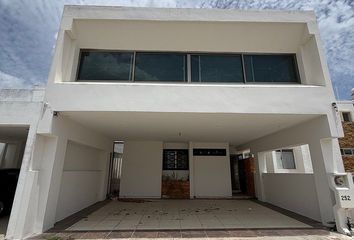 Casa en  Holcá, Kantunil, Yucatán, México