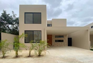 Casa en  Holcá, Kantunil, Yucatán, México