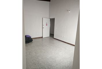 Apartamento en Carrera 70, Rosales, Comuna 16 - Belén, Perímetro Urbano Medellín, Medellín, Valle De Aburrá, Antioquia, Rap Del Agua Y La Montaña, 050030, Colombia