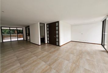 Apartamento en Calle 9a, El Poblado, Comuna 14 - El Poblado, Perímetro Urbano Medellín, Medellín, Valle De Aburrá, Antioquia, Rap Del Agua Y La Montaña, 050003, Colombia