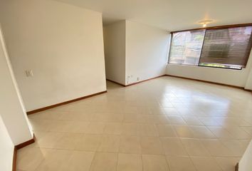 Apartment for rent in Loma del Tesoro, Medellín
