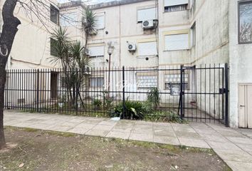 Departamento en  Calle 25 De Mayo 1252-1300, Campana, B2804, Provincia De Buenos Aires, Arg