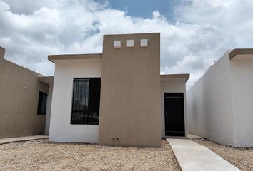 Casa en  Calle 23, Fraccionamiento Solana Residencial, Tixcacal, Mérida, Yucatán, 97288, México
