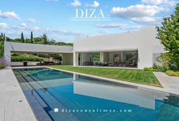 Villa en  Pozuelo De Alarcón, Madrid Provincia