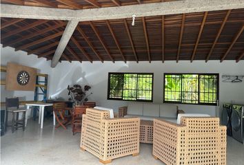 Casa en Envigado, Valle De Aburrá, Antioquia, Rap Del Agua Y La Montaña, 055420, Colombia