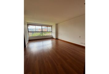 Apartamento en Carrera 29d, El Castillo, Comuna 14 - El Poblado, Perímetro Urbano Medellín, Medellín, Valle De Aburrá, Antioquia, Rap Del Agua Y La Montaña, 050022, Colombia