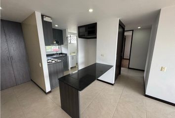 Apartamento en Calle 80 Sur, Cañaveralejo, Sabaneta, Valle De Aburrá, Antioquia, Rap Del Agua Y La Montaña, 055450, Colombia