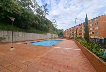 Apartamento en Carrera 100b, Polvorines, Comuna 18, Cali Ciudad, Cali, Sur, Valle Del Cauca, Rap Pacífico, 760032, Colombia