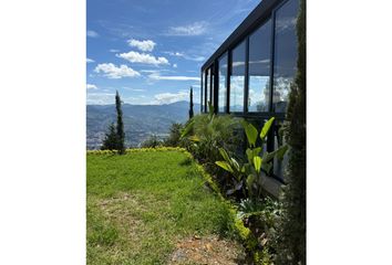 Casa en Las Palmas, Medellín