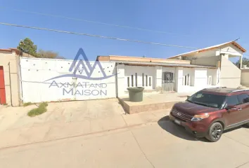 Casa en  Avenida 8, Agua Prieta, Sonora, 84200, México