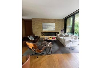 Apartamento en Avenida Calle 72, Upzs De Bogotá, Localidad Chapinero, Bogotá, Bogotá, Distrito Capital, Rap (especial) Central, 110231, Colombia