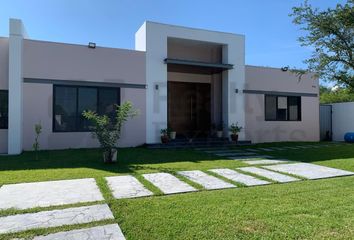Casa en  Montemorelos Centro, Montemorelos