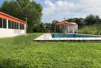 Casa en  Colinas Del Aeropuerto, Pesquería