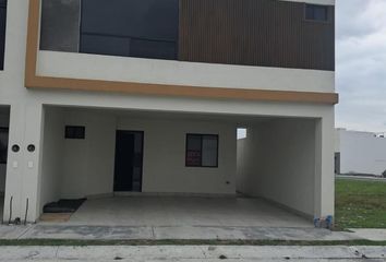 Casa en  Santa Rosa Ii, Apodaca
