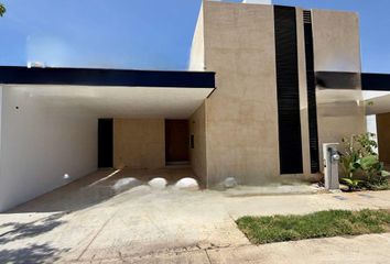 Casa en condominio en  Pueblo Chablekal, Mérida, Yucatán