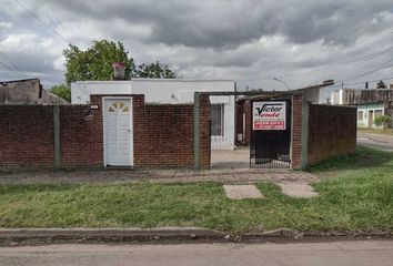 Casa en  Castelar, Partido De Morón
