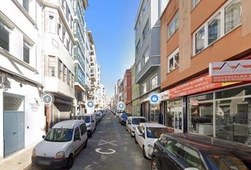 Edificio en  A Coruña, Coruña (a) Provincia
