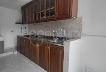 Apartment for rent in Rosales, Medellín