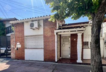 Departamento en  Remedios De Escalada, Partido De Lanús