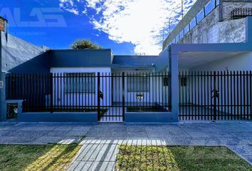 Casa en  Castelar, Partido De Morón
