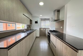 Apartamento en Calle 36 Sur, Envigado, Valle De Aburrá, Antioquia, Rap Del Agua Y La Montaña, 055420, Colombia