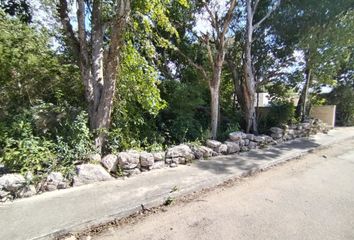Lote de Terreno en  Calle 28, Komchén, Mérida, Yucatán, 97304, México