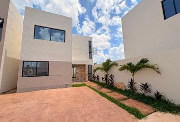 Casa en  Calle 23, Fraccionamiento Solana Residencial, Tixcacal, Mérida, Yucatán, 97288, México