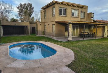 Casa en  Luján De Cuyo, Mendoza