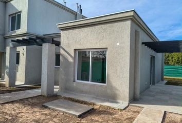 Casa en  Maipú, Mendoza