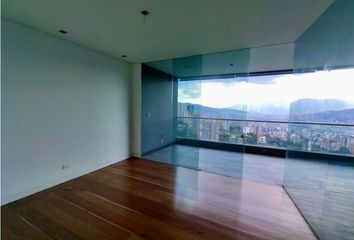 Apartamento en Calle 40 Bis Sur, Altos Del Poblado, Upzs De Bogotá, Localidad San Cristóbal, Bogotá, Bogotá, Distrito Capital, Rap (especial) Central, 110431, Colombia