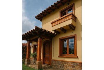 Casa en Calle 15, Comuna 15 - Guayabal, Perímetro Urbano Medellín, Medellín, Valle De Aburrá, Antioquia, Rap Del Agua Y La Montaña, 050024, Colombia