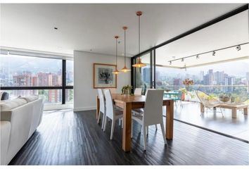 Apartamento en Poblado, Medellín
