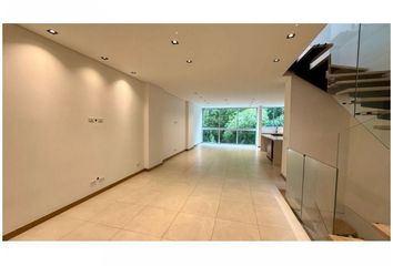 Casa en Carrera 36, La Paz, Envigado, Valle De Aburrá, Antioquia, Rap Del Agua Y La Montaña, 055421, Colombia