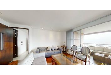 Apartment for rent in Poblado, Medellín