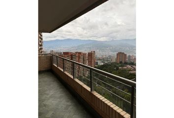 Apartamento en Poblado, Medellín