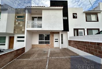 Casa en condominio en  El Pueblito, Corregidora, Corregidora, Querétaro
