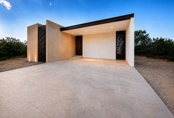Casa en condominio en  Pueblo Conkal, Conkal