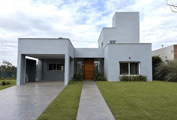 Casa en  Villa Carmela, Tucumán